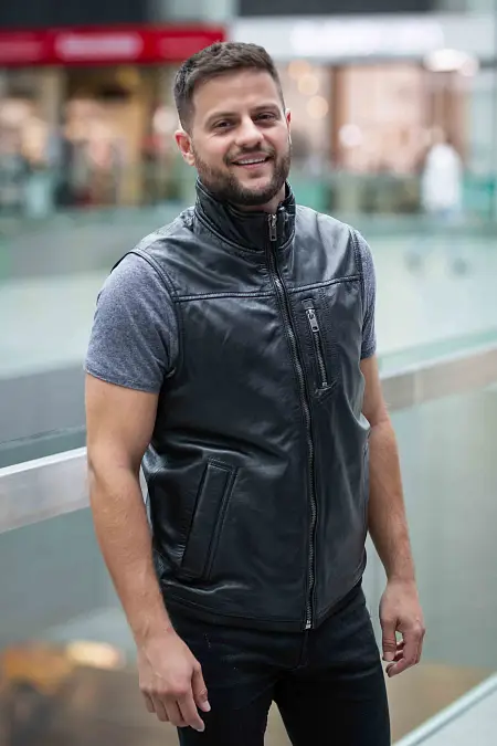 Pánská černá kožená vesta