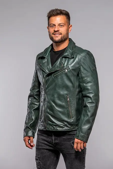 Zelený kožený křivák 