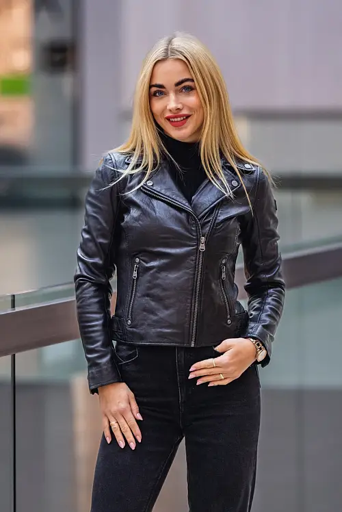 Dámský černý kožený křivák