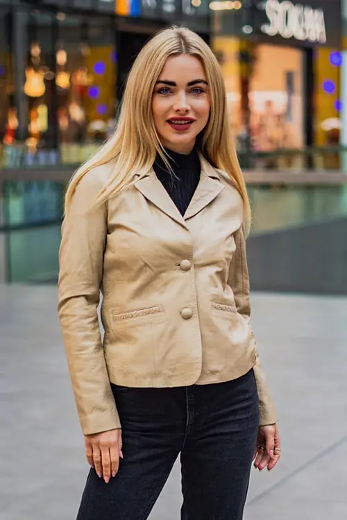 Dámské béžové kožené sako