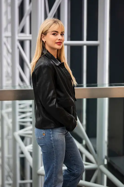 Krátká kožená bunda s límcem GWElfi Black