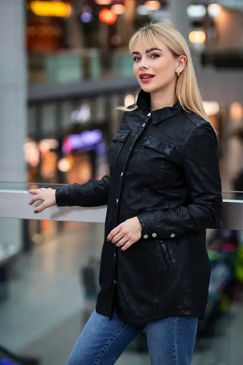 Dámská kožena košile