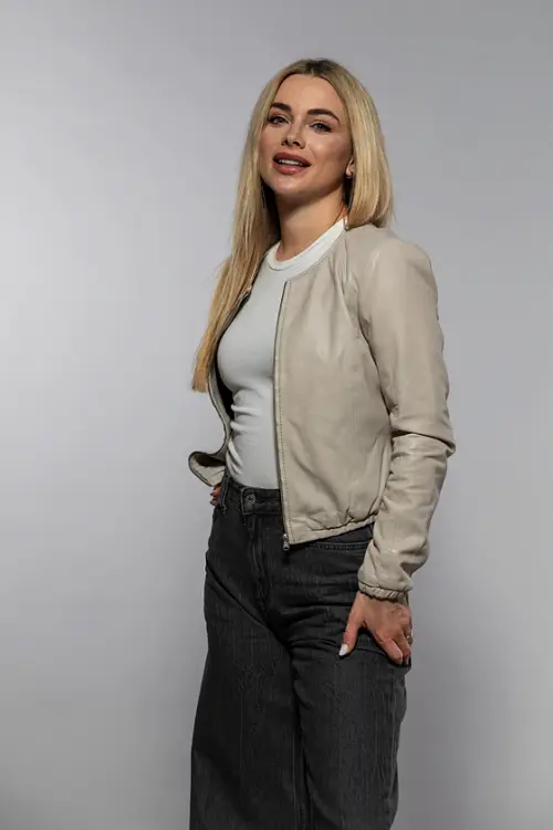 Perforované dámské kožené rukavice.jpg