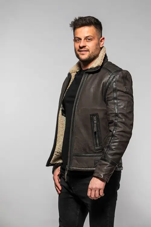 Damske cervene kozene rukavice.jpg