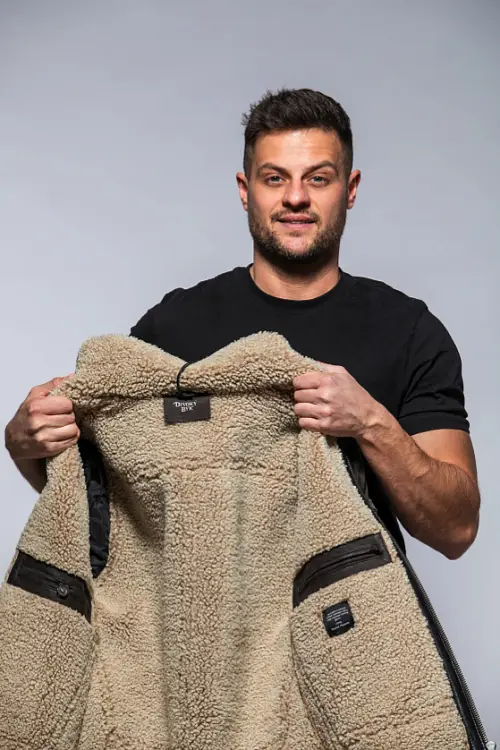 Damske cervene kozene rukavice.jpg