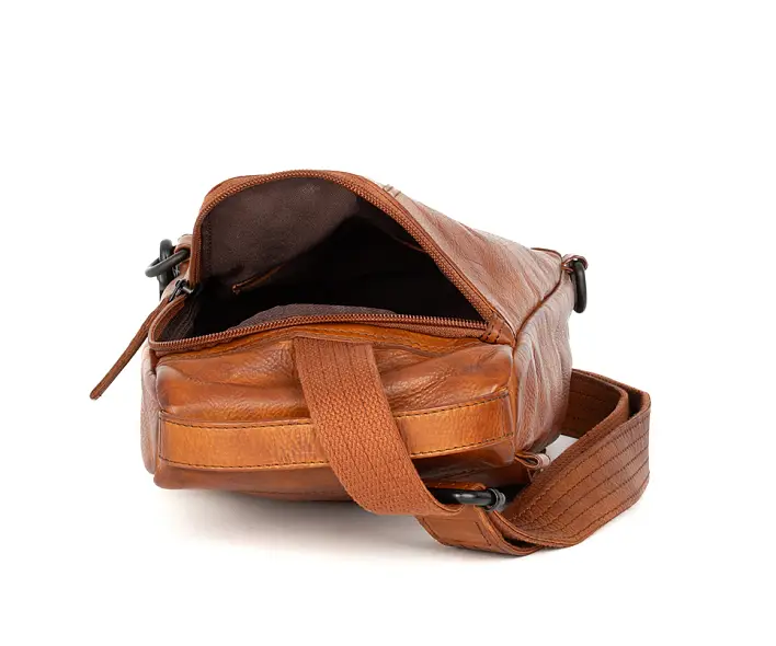 Ćerná kožená bunda snow.JPG