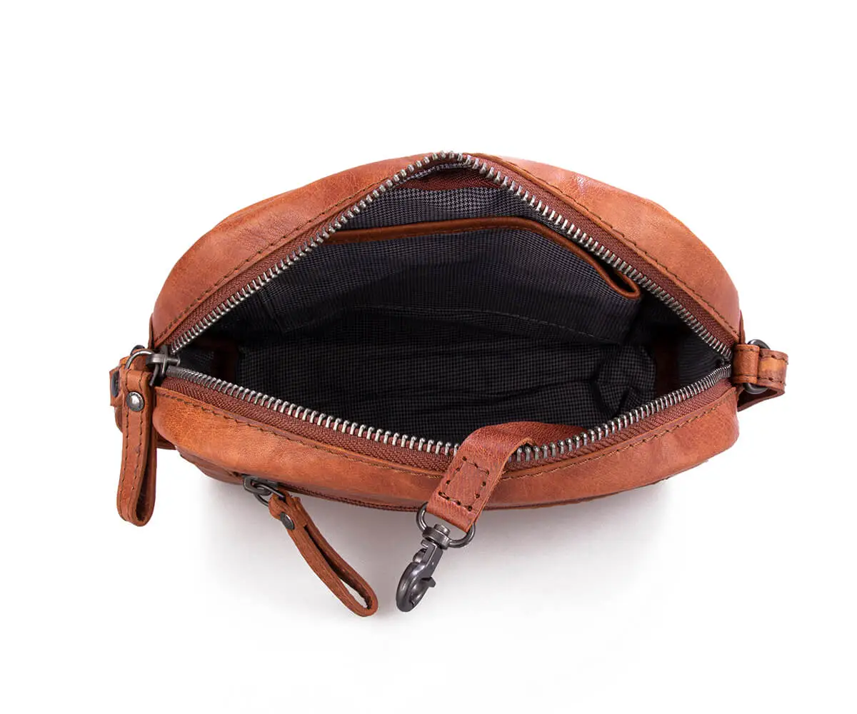 Hnědá kožená kabelka SPIKES & SPARROW