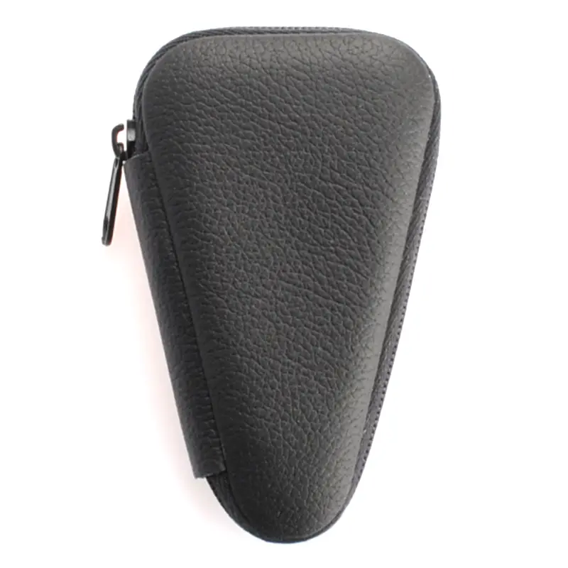 Malý 4-dílný manikúrní set vhodný do kabelky, kanceláře i auta.