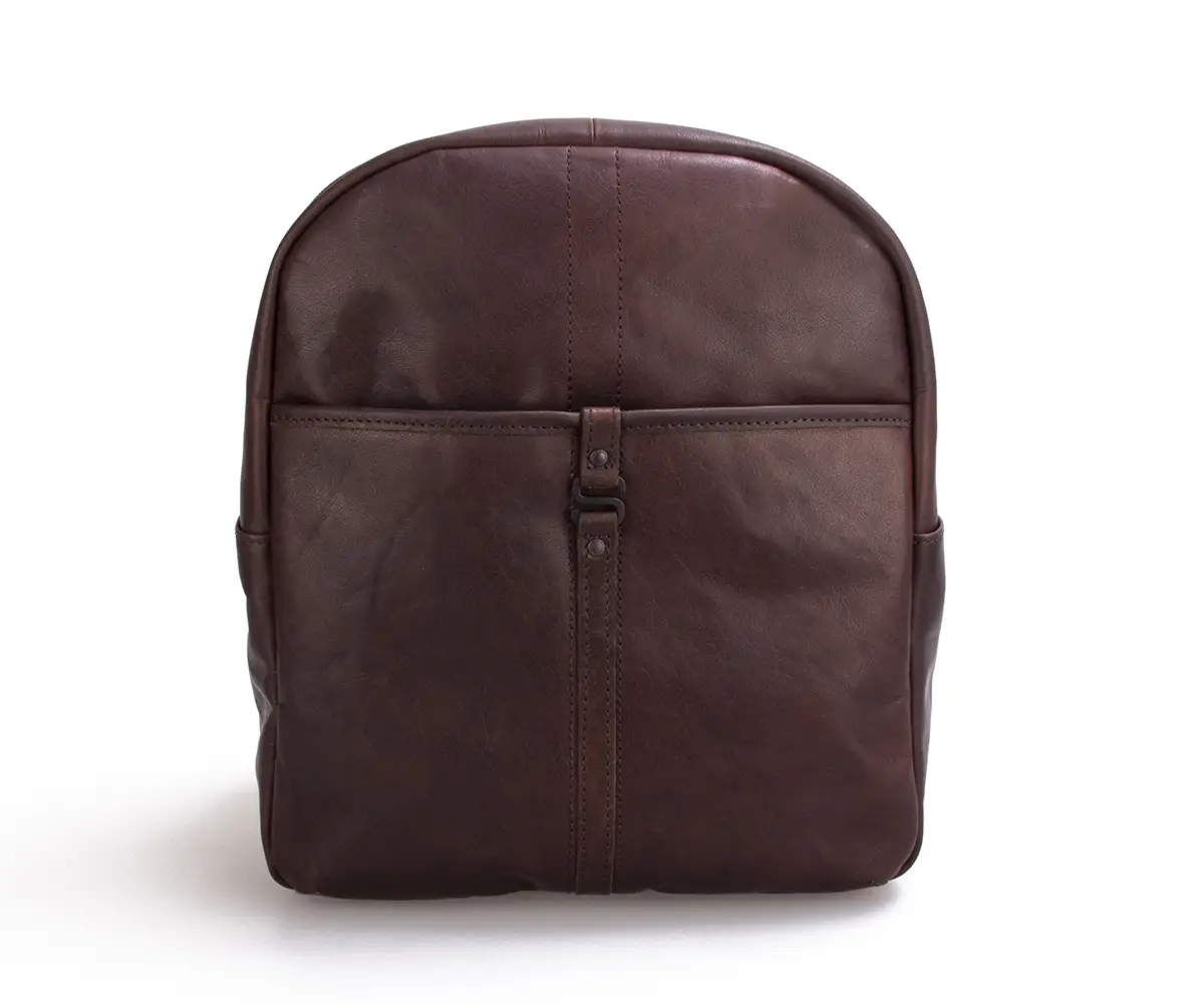 Hnědý kozeny batoh 8113201