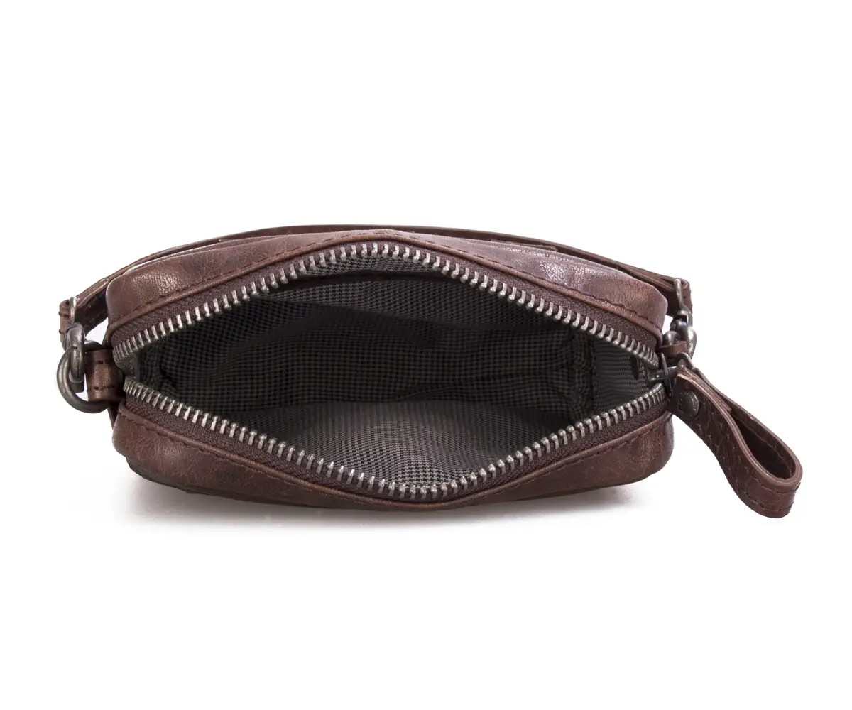 Černá kožená toaletní taška SPIKES & SPARROW