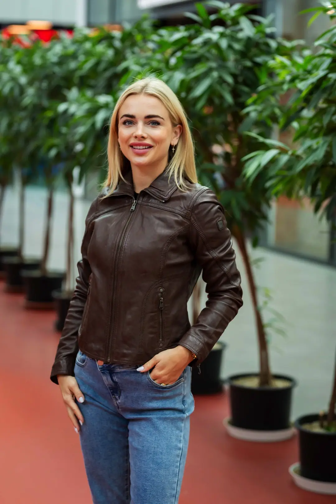 Hnědá dámská kožena bunda