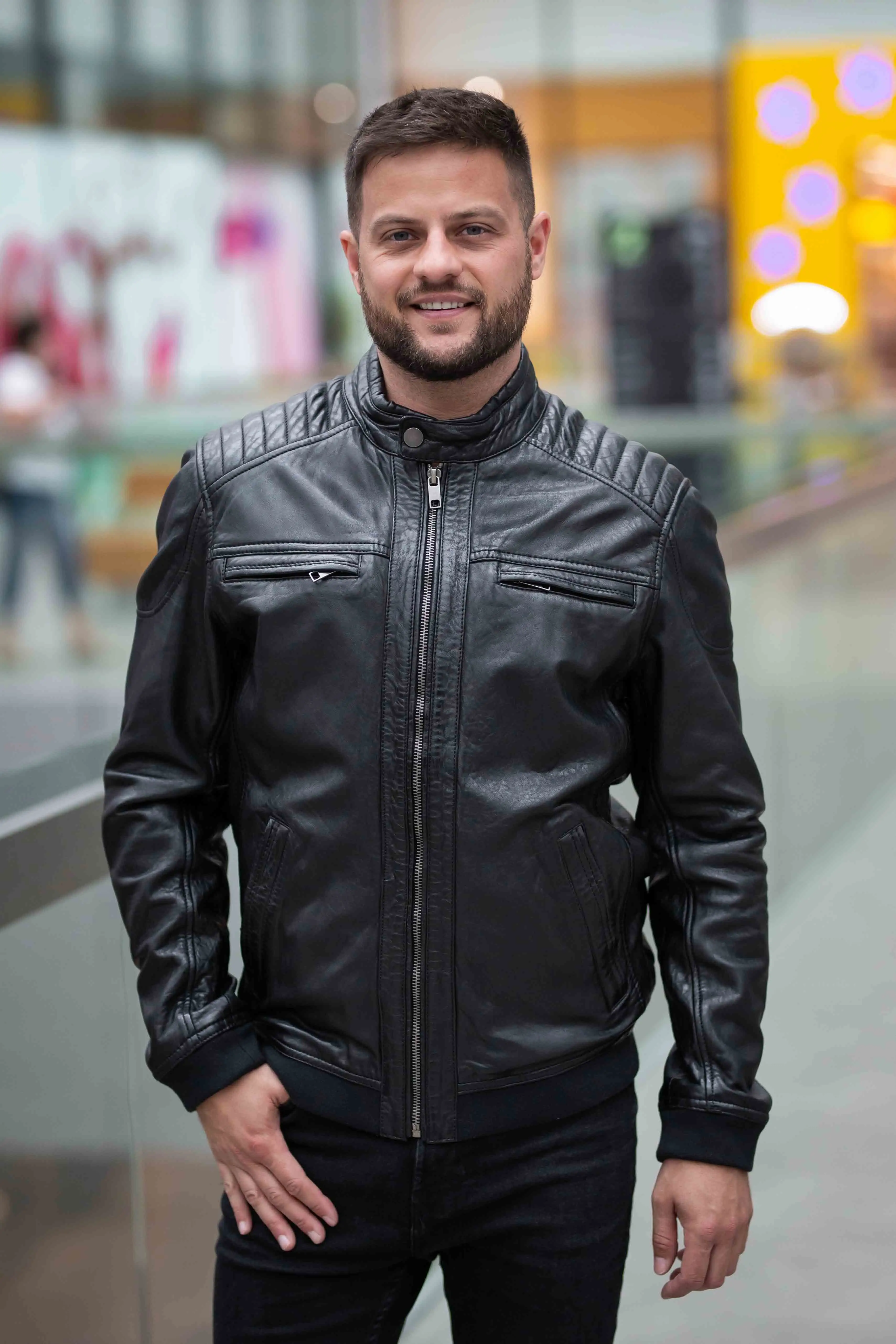 Pánská černá kožená bunda s uplety