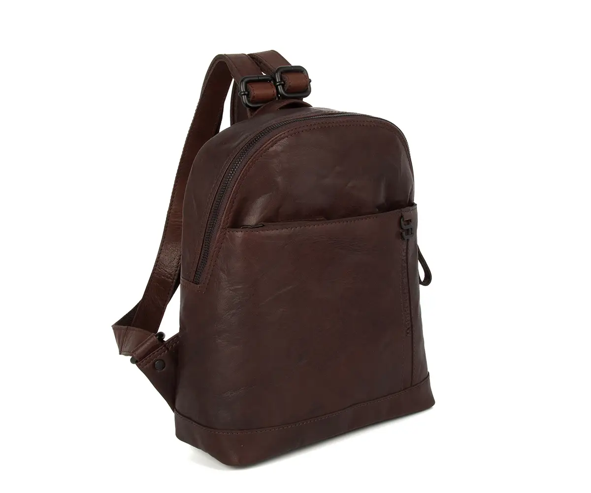 Tmavě hnědý malý městský kožený batoh SPIKES & SPARROW