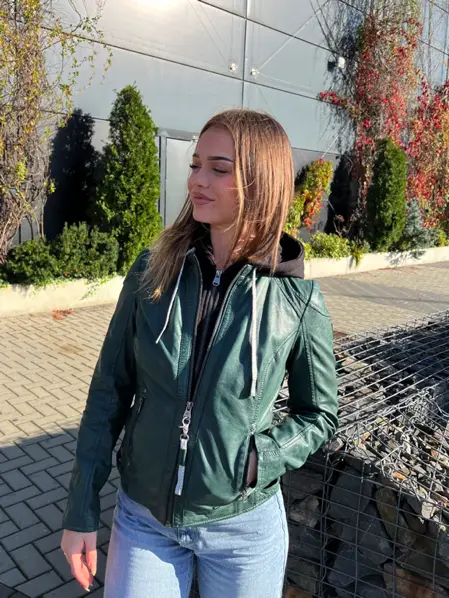 Zelena damska kozena bunda s kapuci